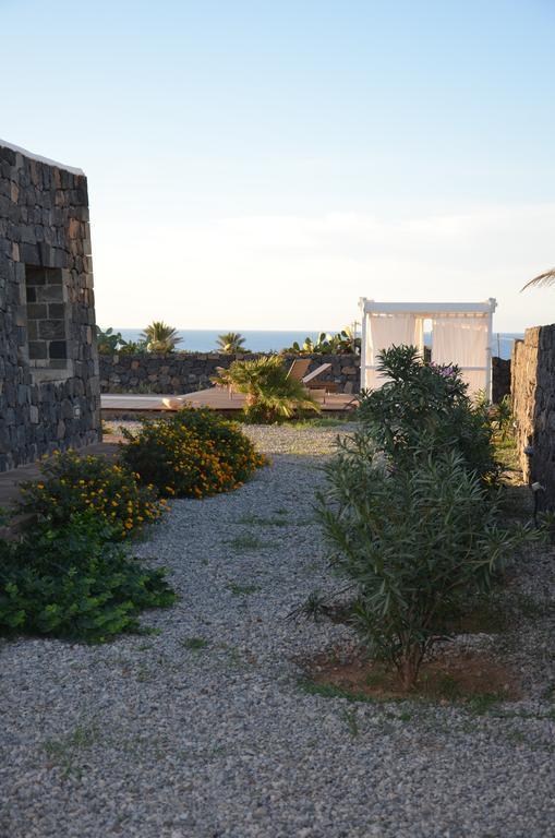 Residence Cuore Mediterraneo Pantelleria Exterior photo